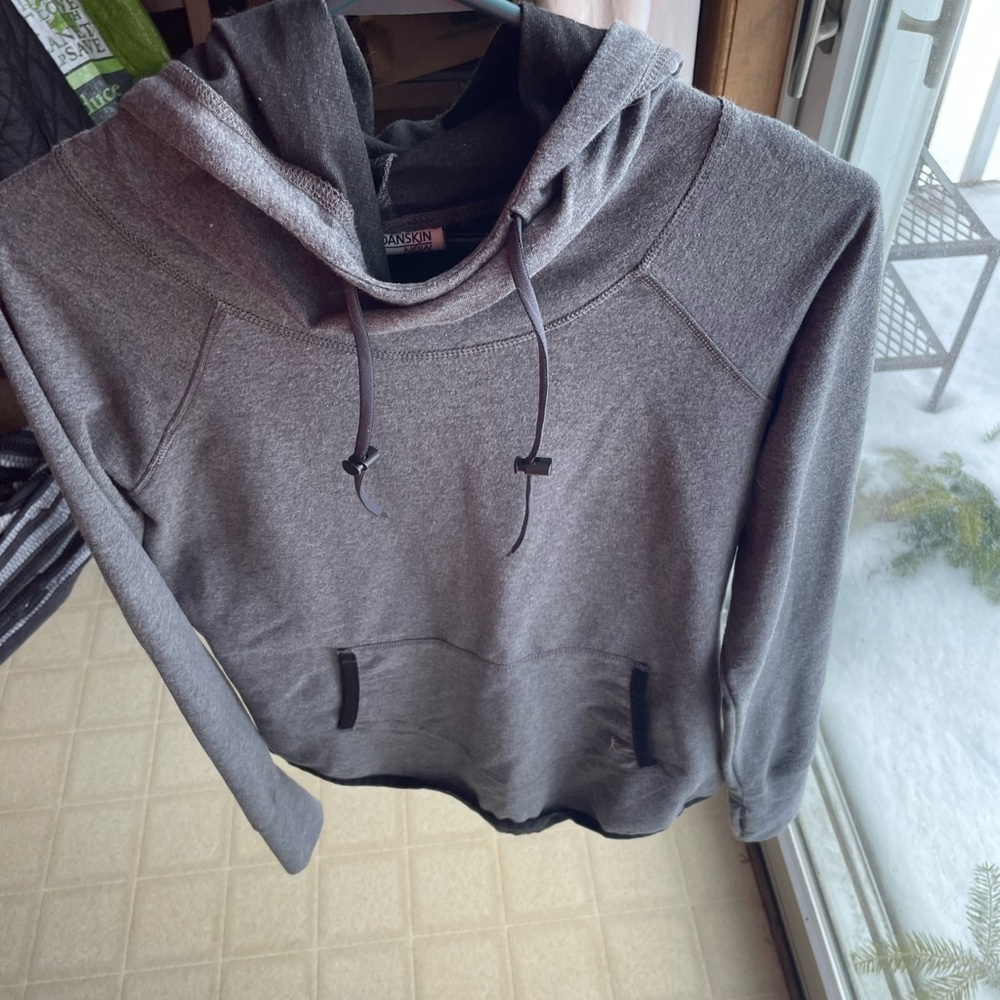 Cowl neck hooded long sleeve